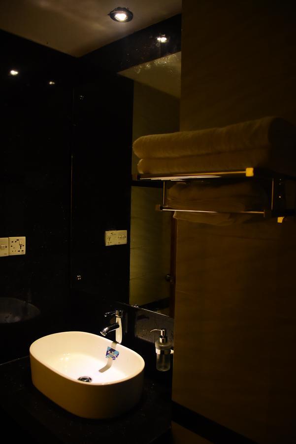 Bottomhill Palace Hotel سيلهيت المظهر الخارجي الصورة