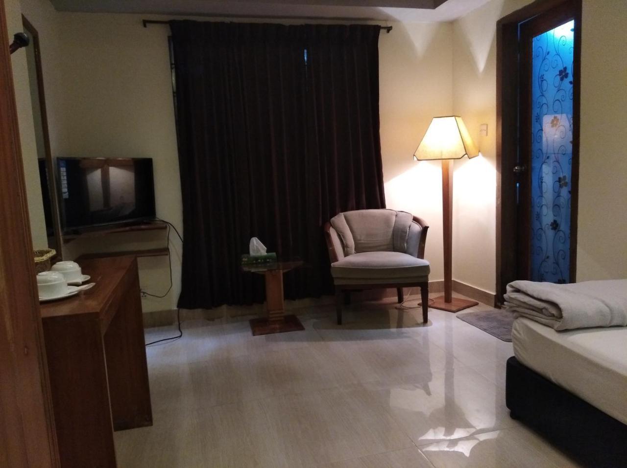 Bottomhill Palace Hotel سيلهيت المظهر الخارجي الصورة