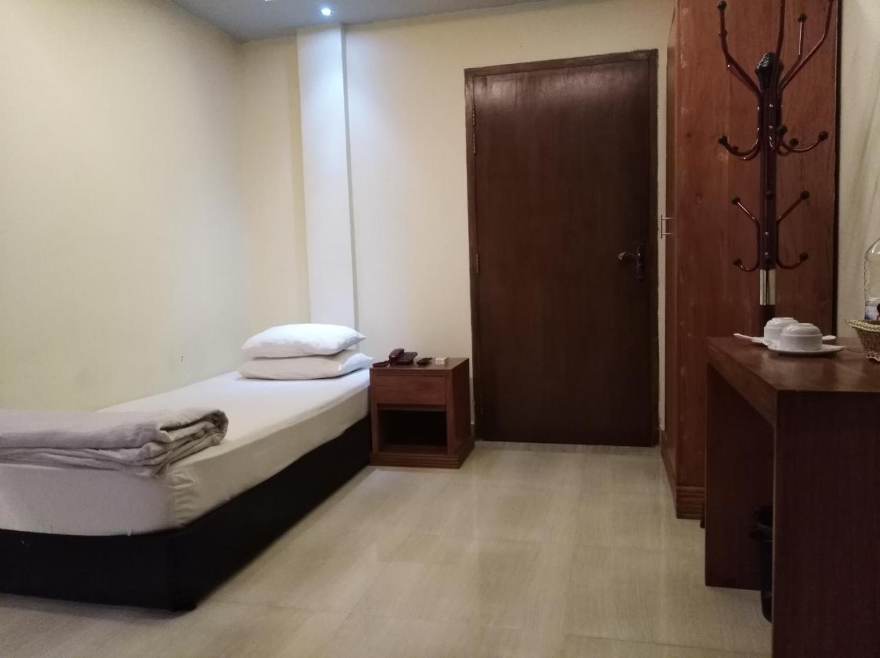 Bottomhill Palace Hotel سيلهيت المظهر الخارجي الصورة